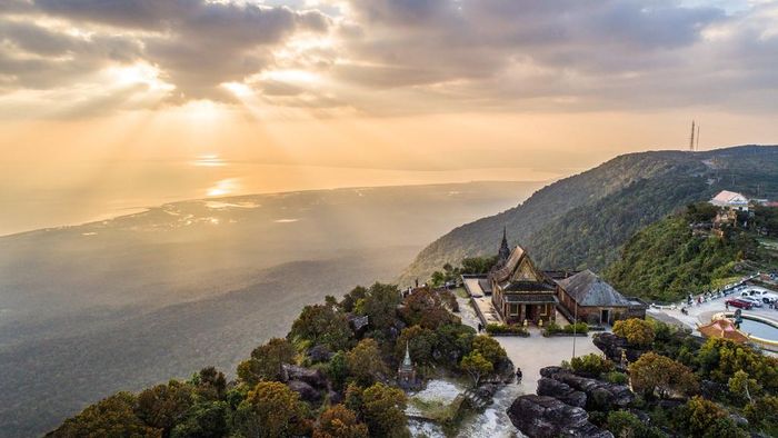 CAO NGUYÊN BOKOR – KAMPOT – BIỂN KEP – VƯỜN CHÙA PUTKIRI