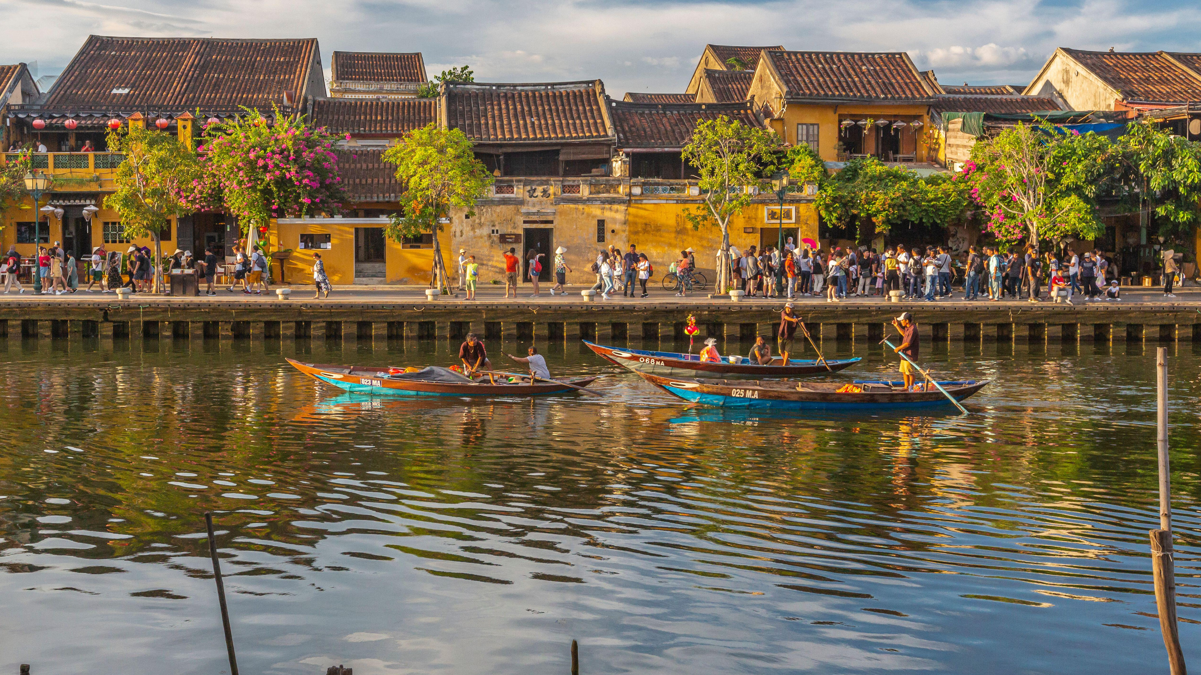 SAIGON – DA NANG - HOI AN 4D3N